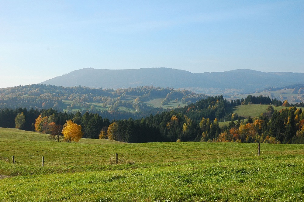 Harmonická a funkční krajina, v pozadí Králický sněžník